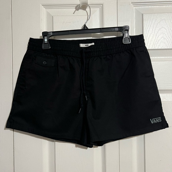 Vans Short - Picture 1 of 3
